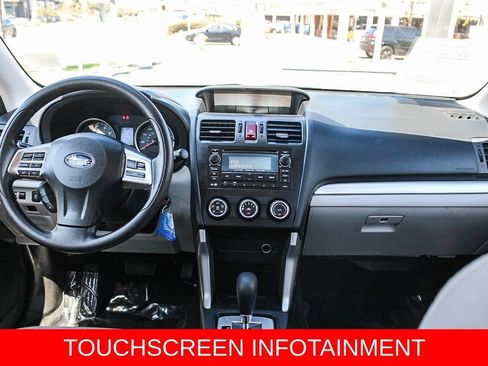 Used 2015 Subaru Forester 2.5i AWD/4WD image 11