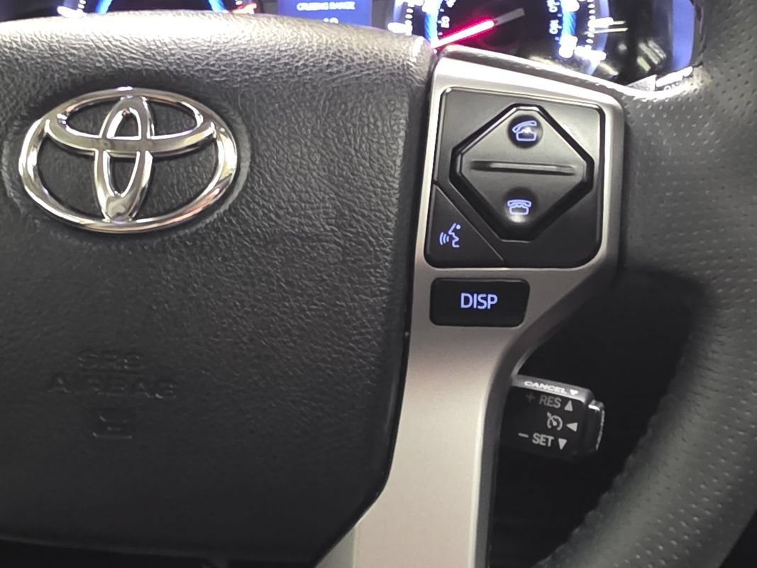 Used 2019 Toyota 4Runner Limited AWD/4WD image 34