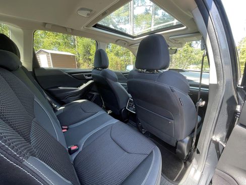 Used 2020 Subaru Forester Premium AWD/4WD image 44