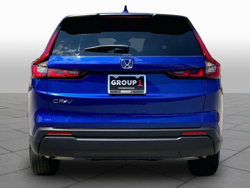 Used 2025 Honda CR-V EX image 5