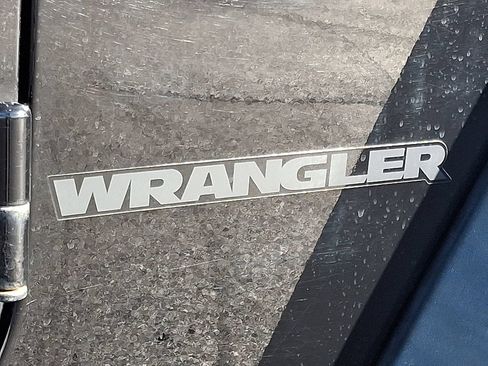 Used 2016 Jeep Wrangler Sport AWD/4WD image 27