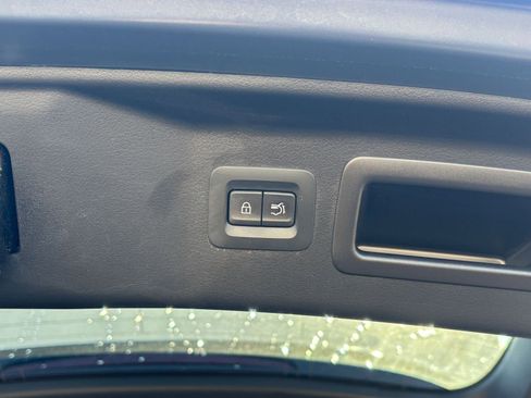 Used 2025 MAZDA CX-70 3.3 Turbo w/ Preferred Package image 21