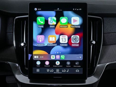 Certified 2026 Volvo XC90 B6 Ultra AWD/4WD image 18