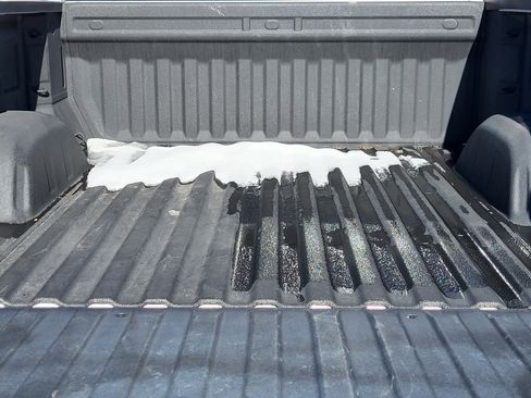 Used 2022 Chevrolet Silverado 1500 LT image 30