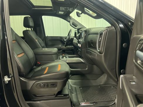 Used 2021 GMC Sierra 1500 AT4 w/ AT4 Value Package image 9