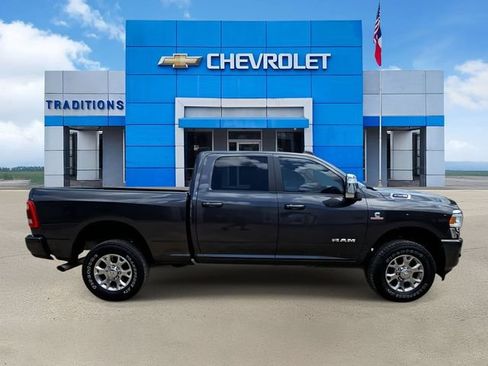 Used 2024 RAM 2500 Laramie w/ Safety Group AWD/4WD image 10