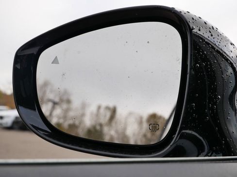 New 2026 Chrysler Pacifica Select image 23