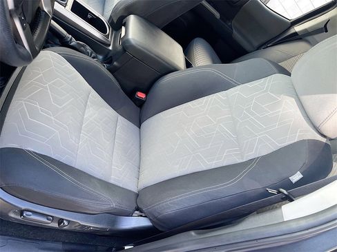 Used 2022 Toyota Tacoma SR5 image 18