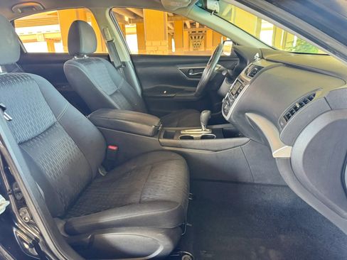 Used 2017 Nissan Altima 2.5 SV FWD image 24
