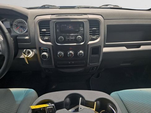 Used 2014 RAM 1500 Express RWD image 10
