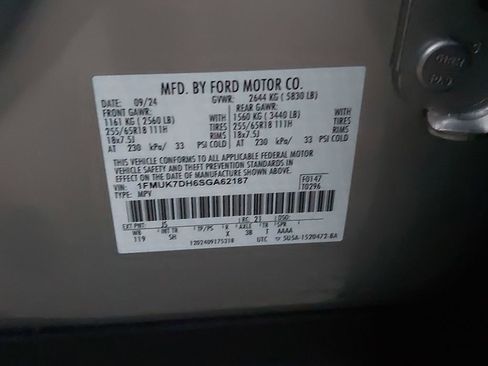 Used 2025 Ford Explorer Active w/ Active Comfort Package image 31