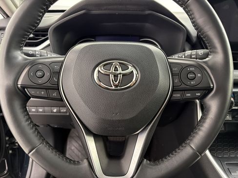 Used 2023 Toyota RAV4 XLE Premium FWD image 16