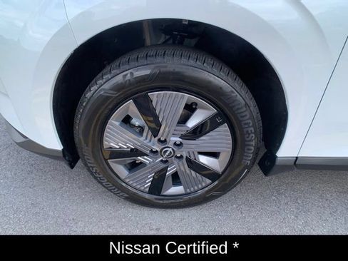 Certified 2025 Nissan Murano SL w/ Cargo Package AWD/4WD image 12