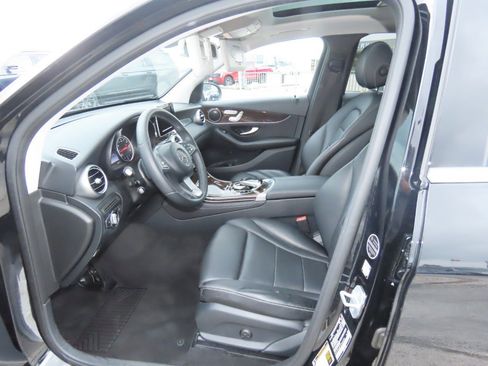 Used 2016 Mercedes-Benz GLC 300 image 26