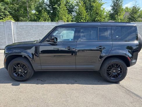 Used 2023 Land Rover Defender 110 S AWD/4WD image 2