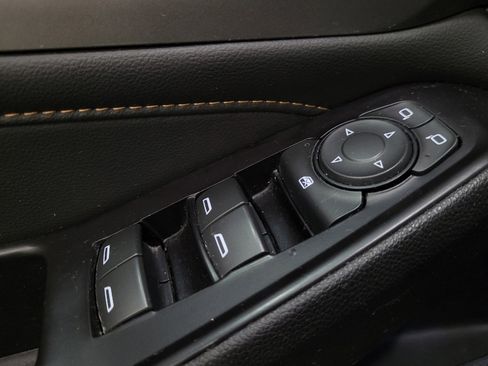 Used 2020 Chevrolet Traverse LS AWD/4WD image 27
