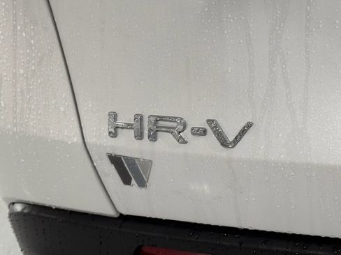 New 2026 Honda HR-V LX image 32