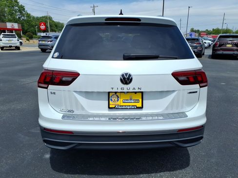 Used 2023 Volkswagen Tiguan SE AWD/4WD image 7