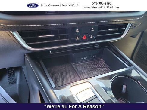 Used 2024 Volkswagen Atlas Cross Sport SE AWD/4WD image 29