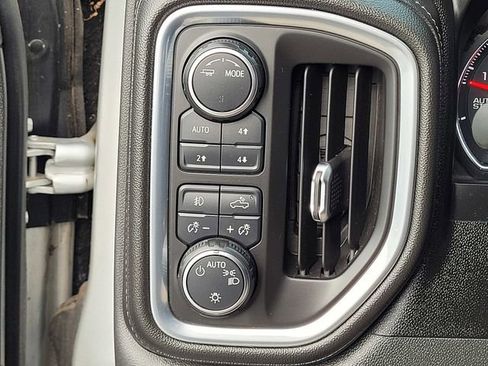Used 2021 Chevrolet Silverado 1500 RST AWD/4WD image 14