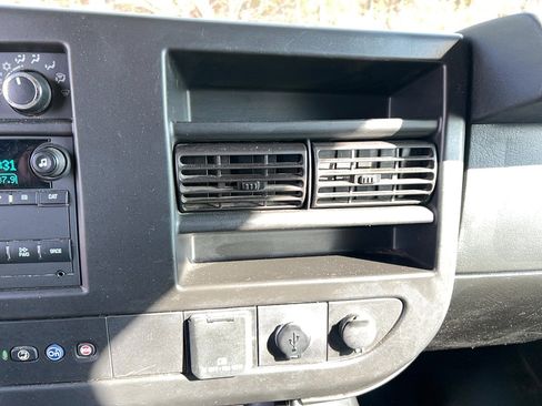 Used 2021 Chevrolet Express 2500 w/ Driver Convenience Package image 19