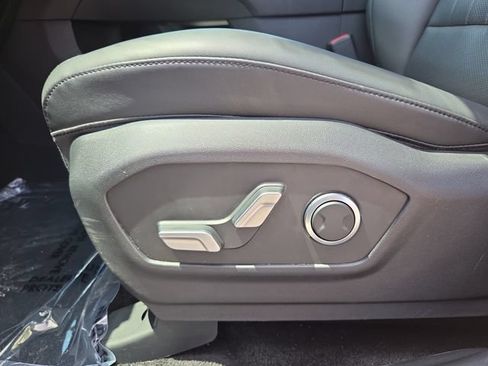 Certified 2024 Hyundai Santa Fe SEL FWD image 11