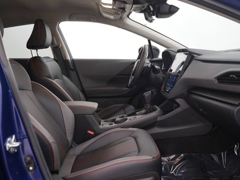 Used 2025 Subaru Crosstrek 2.5i Limited AWD/4WD image 12