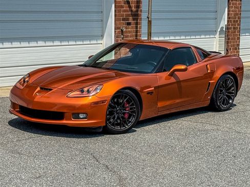 Used 2007 Chevrolet Corvette Z06 w/ Preferred Equipment Group RWD image 8