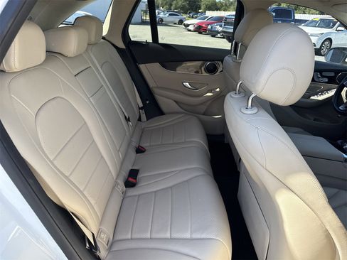 Used 2016 Mercedes-Benz GLC 300 image 26