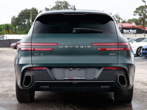 Used 2022 Genesis GV70 2.5T w/ Advanced Package image 9