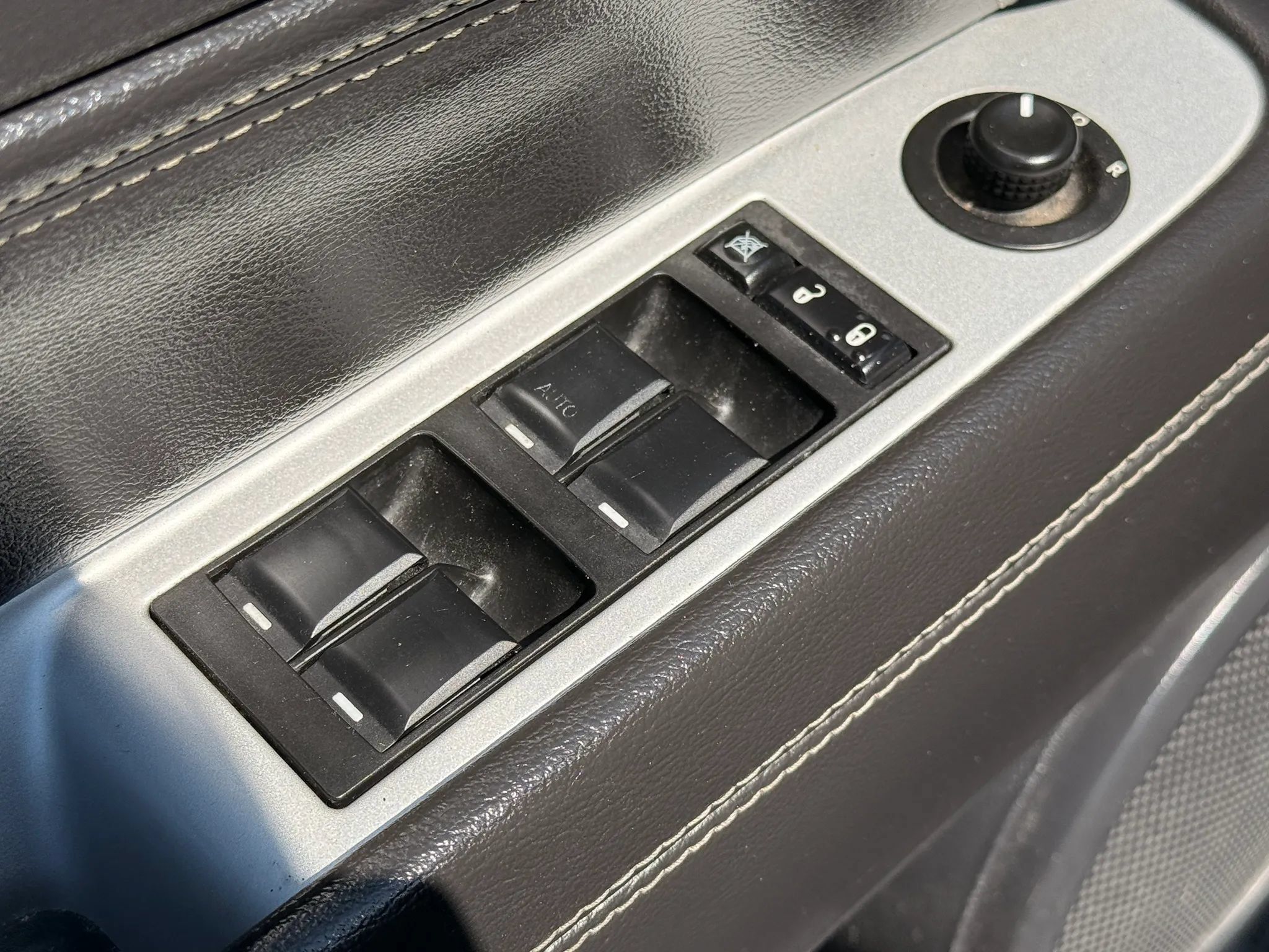Used 2016 Jeep Compass High Altitude FWD image 24