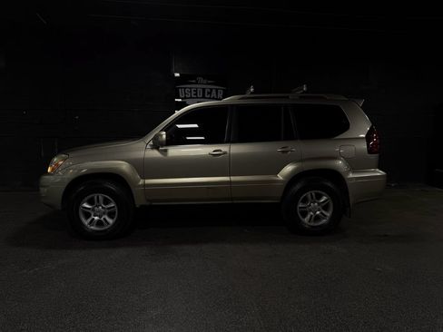 Used 2004 Lexus GX 470 AWD/4WD image 2