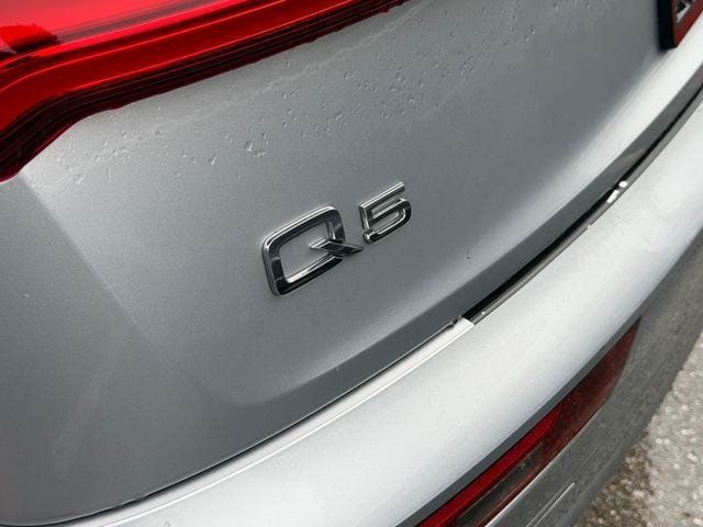 Used 2018 Audi Q5 2.0T Premium Plus w/ Premium Plus Package AWD/4WD image 8