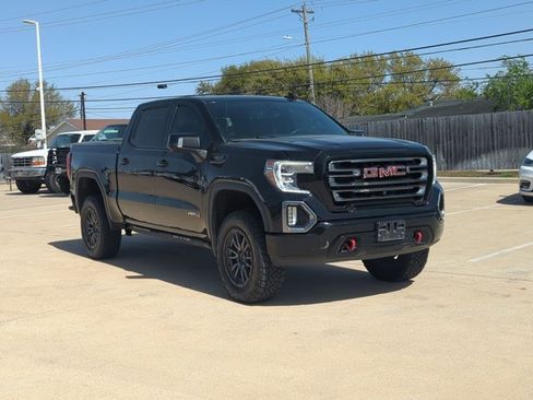 Used 2021 GMC Sierra 1500 AT4 w/ AT4 Premium Package image 3