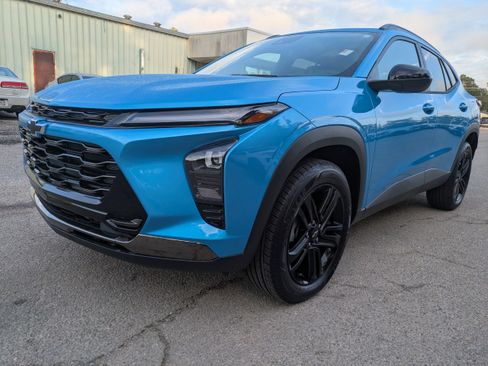 New 2025 Chevrolet Trax ACTIV w/ Driver Confidence Package image 9