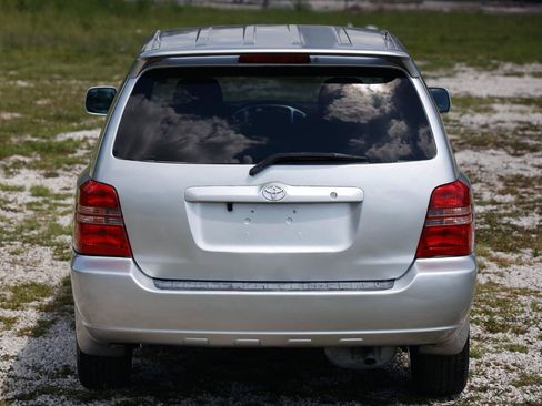 Used 2001 Toyota Highlander 2WD V6 image 9