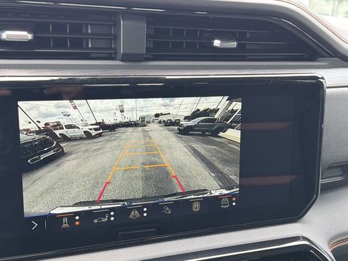 New 2026 GMC Sierra 1500 AT4 w/ Technology Package AWD/4WD image 5