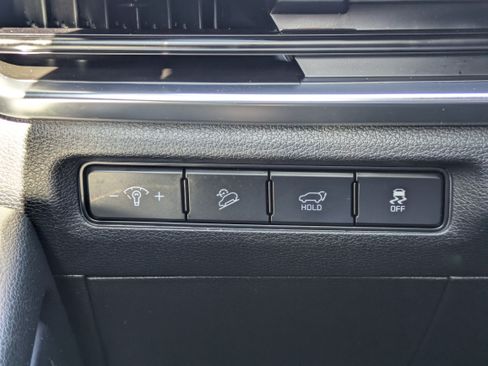 Certified 2025 Kia Telluride SX w/ SX Captain's Chair Package FWD image 38