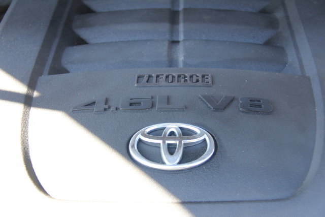Used 2018 Toyota Tundra SR5 AWD/4WD image 17