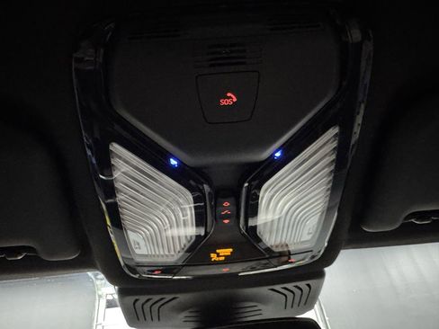 Used 2019 BMW X3 M40i image 32