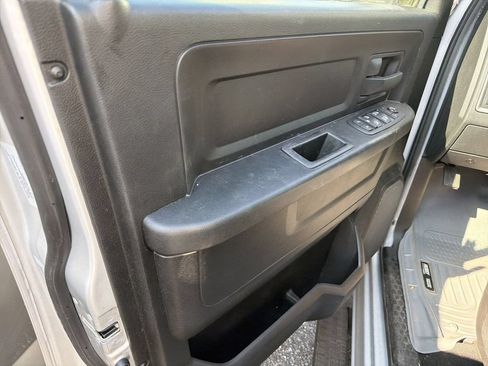 Used 2017 RAM 1500 Tradesman w/ Popular Equipment Group RWD image 5