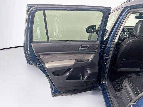 Used 2023 Volkswagen Atlas SE w/ Black Wheel Package FWD image 27