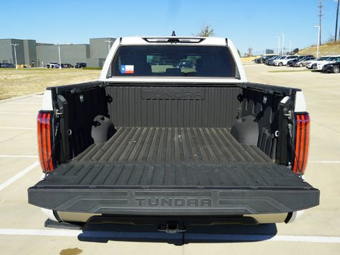 Used 2024 Toyota Tundra Limited image 36