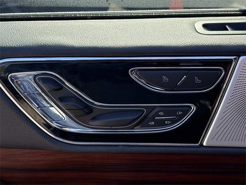 Certified 2024 Lincoln Navigator Reserve image 27