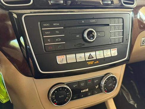 Used 2019 Mercedes-Benz GLS 450 4MATIC image 41