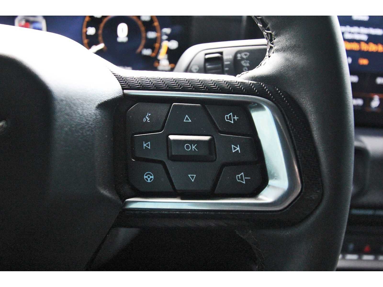 Used 2025 Ford Mustang Coupe RWD image 12