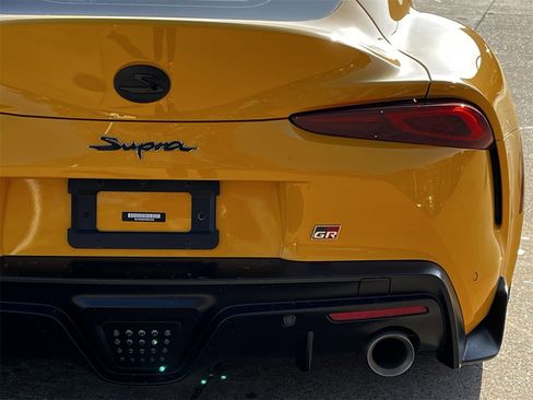 Used 2023 Toyota Supra Premium image 6