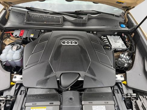 Used 2025 Audi Q8 Prestige AWD/4WD image 20