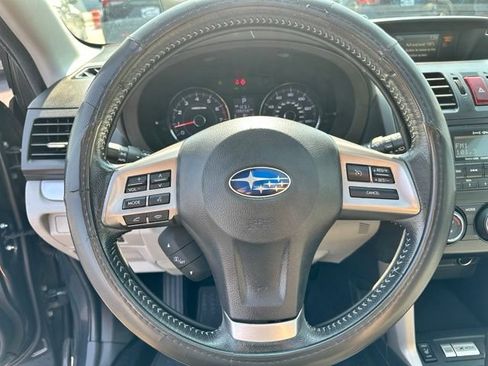 Used 2015 Subaru Forester 2.5i Touring w/ Protection Package #2 AWD/4WD image 16