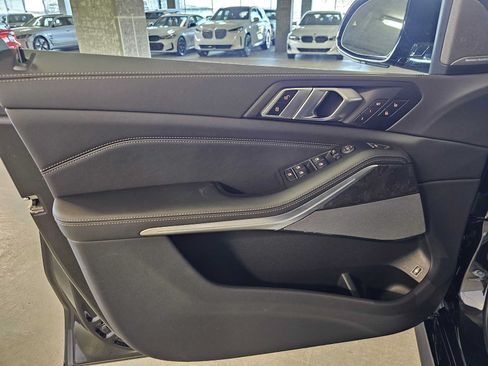 New 2026 BMW X5 xDrive50e w/ M Sport Package AWD/4WD image 31